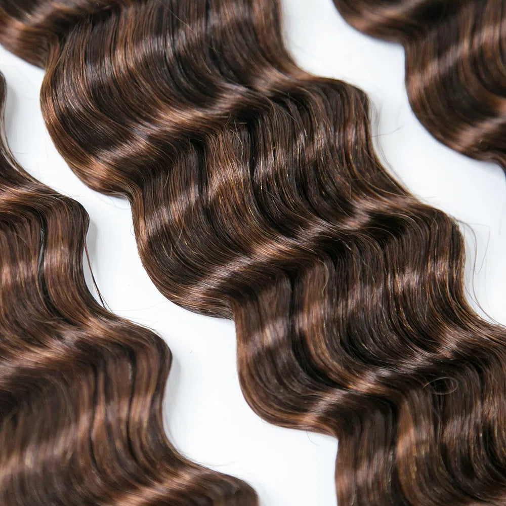Detailed product image of Loose Deep Wave 4/30 hair color braids